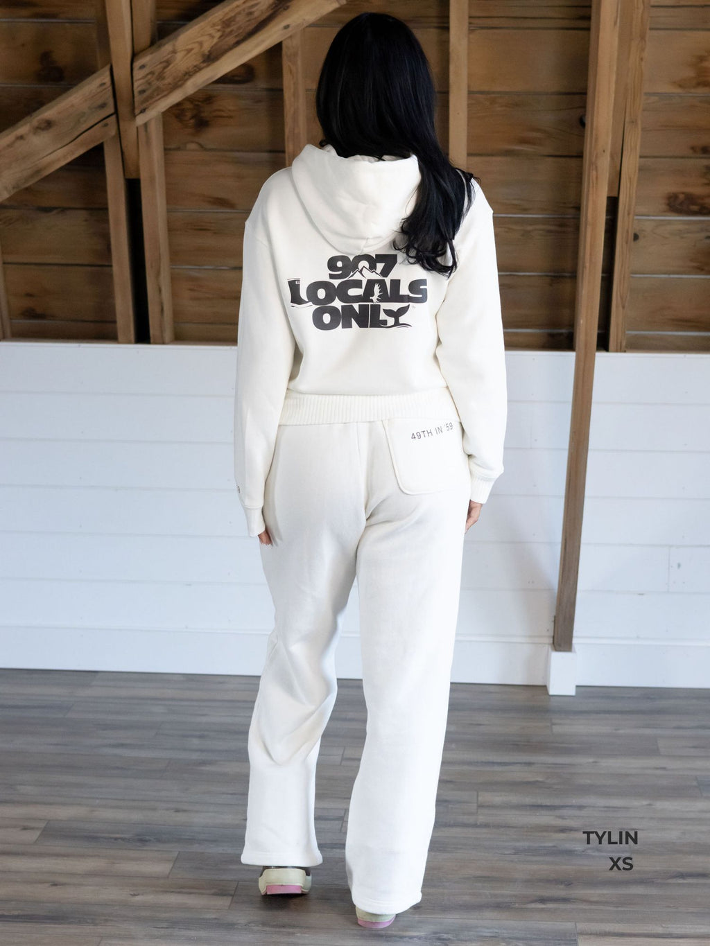 Essential Straight Leg Pant