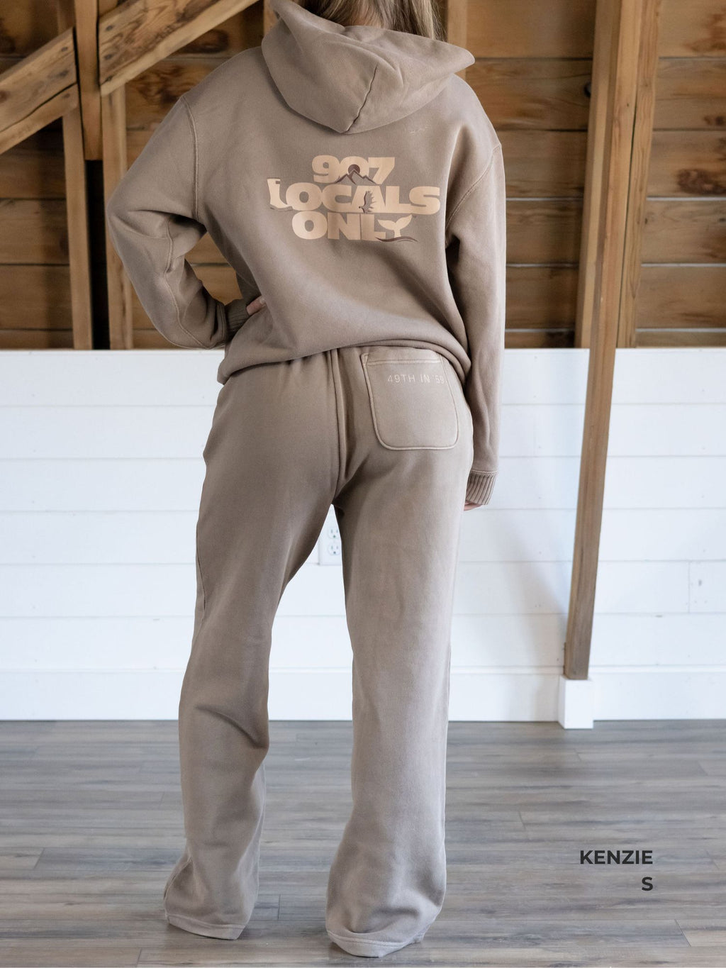 Essential Straight Leg Pant