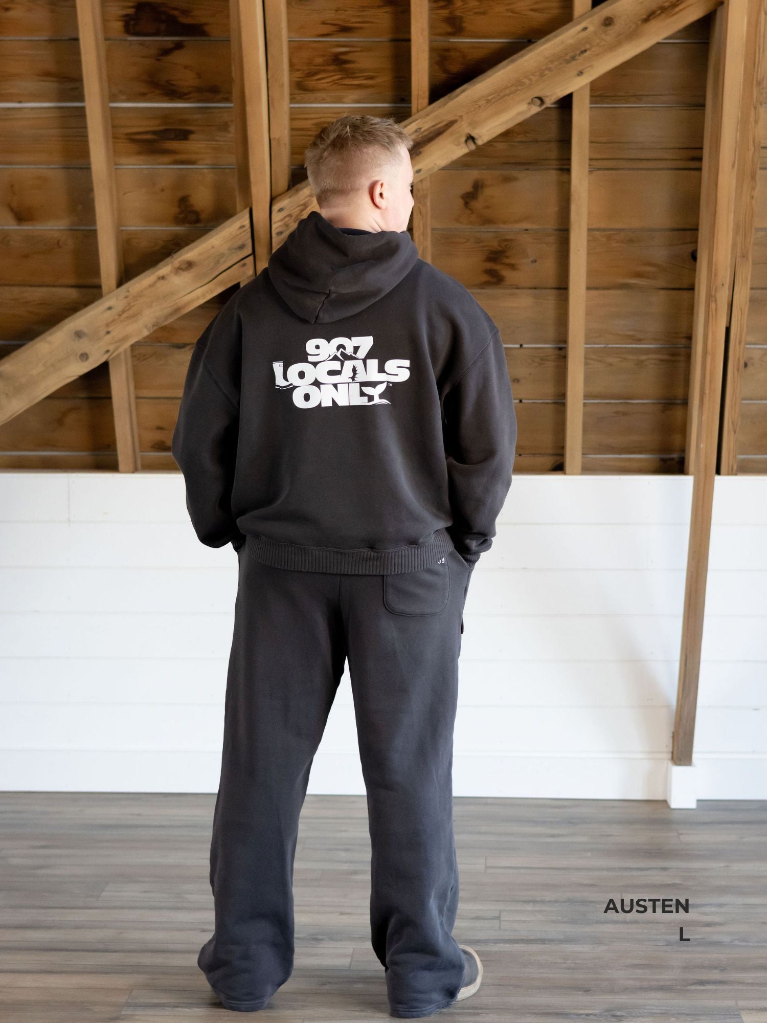 Essential Straight Leg Pant