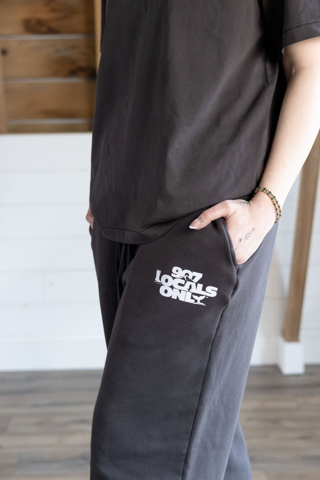 Essential Straight Leg Pant
